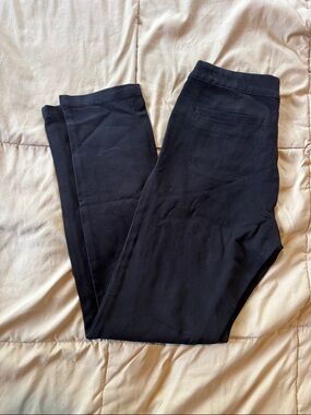 Black Women's Stretch Leggings with Back Pocket